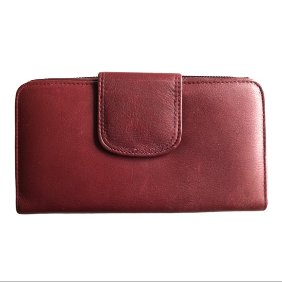 Multipurpose Checkbook Wallet - Picture 3 of 4